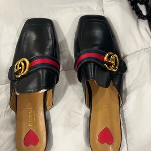 Gucci Peyton Women's Black Leather Mules with Gold and Red Accents